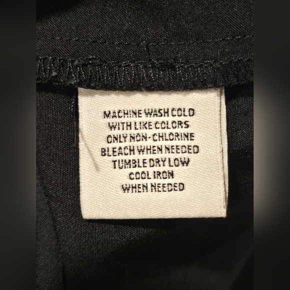 NWOT Style & Co. Fitted Button Down - Picture 9 of 9